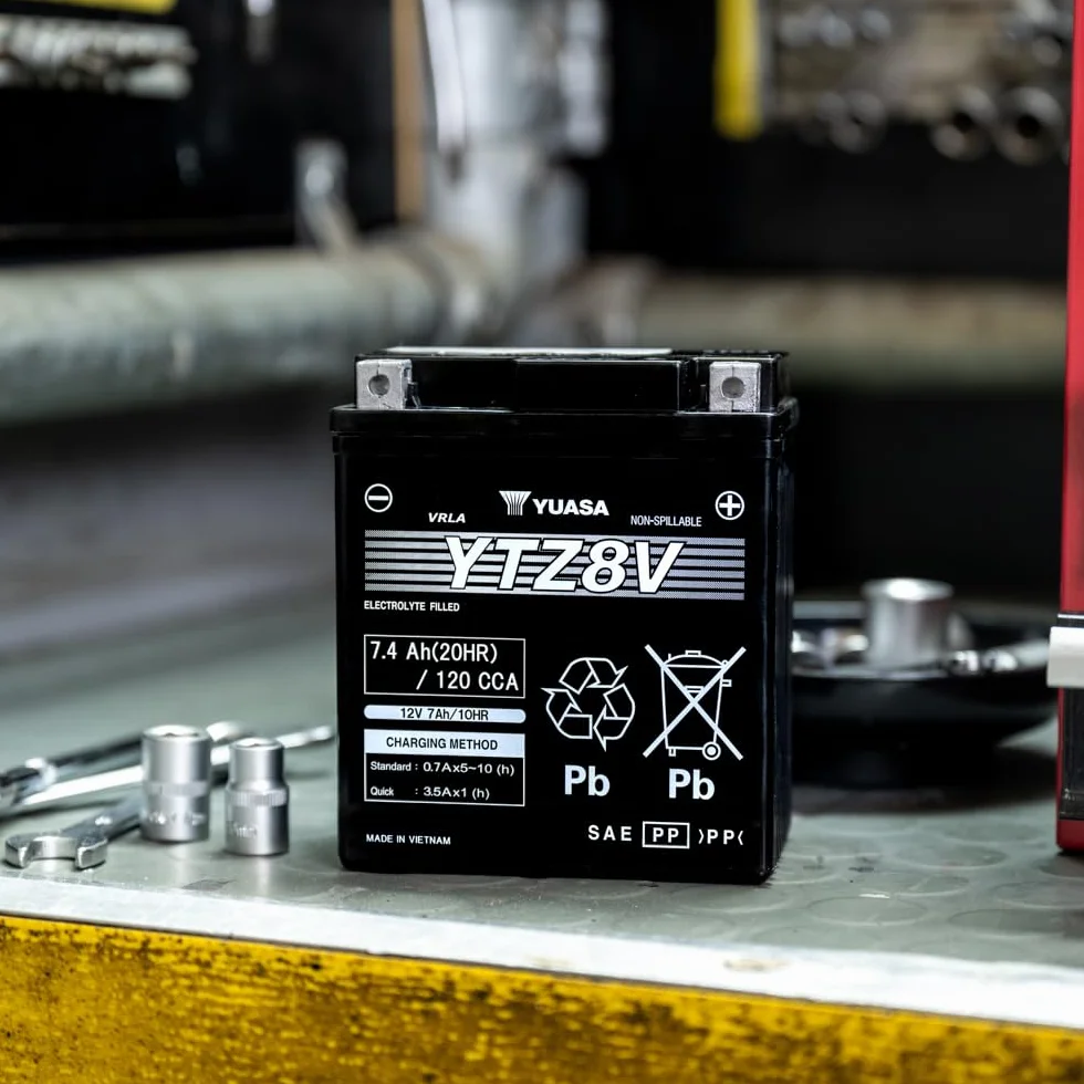 YUASA BATTERIE YTZ8V AGM chiuso