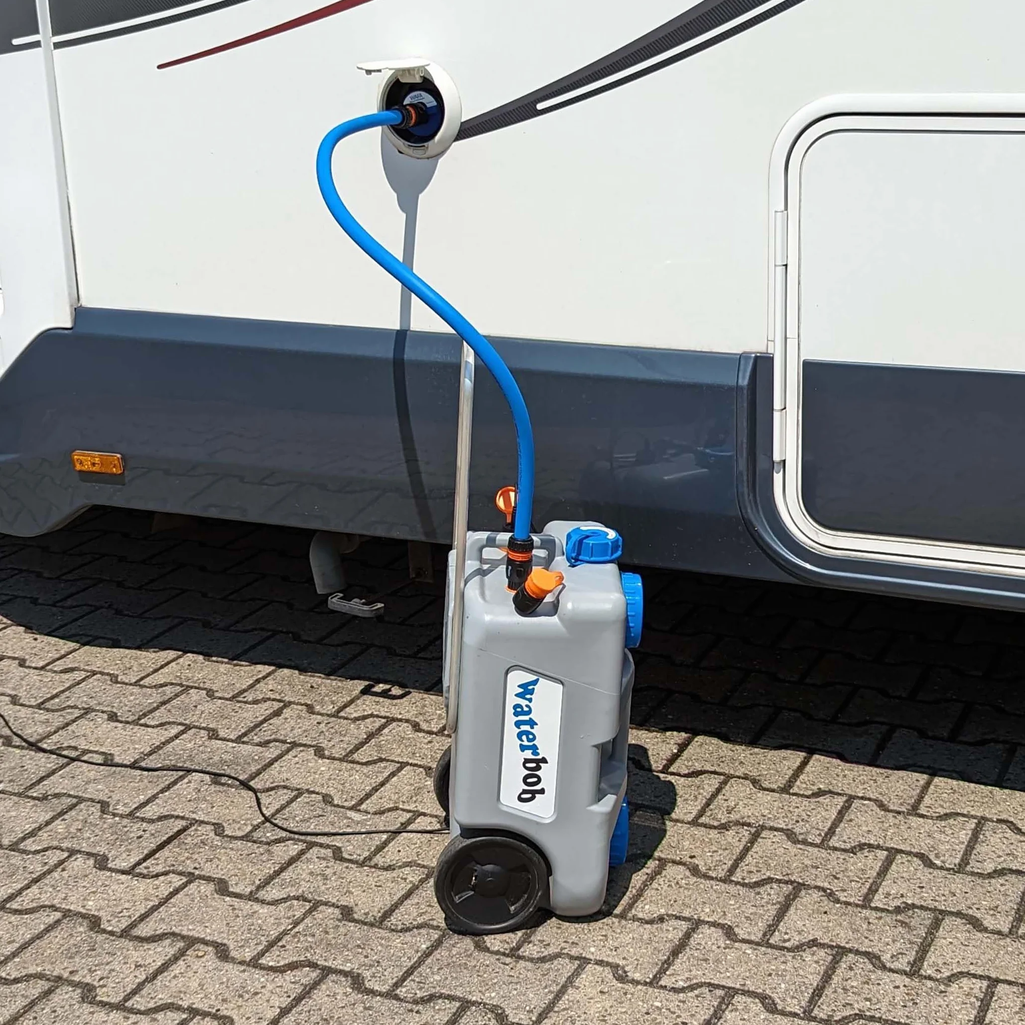 WaterBob, Serbatoio d'acqua arrotolabile con pompa da 12 Volt, grigio, lunghezza 50 cm, larghezza 32 cm, altezza 30 cm (in piedi)