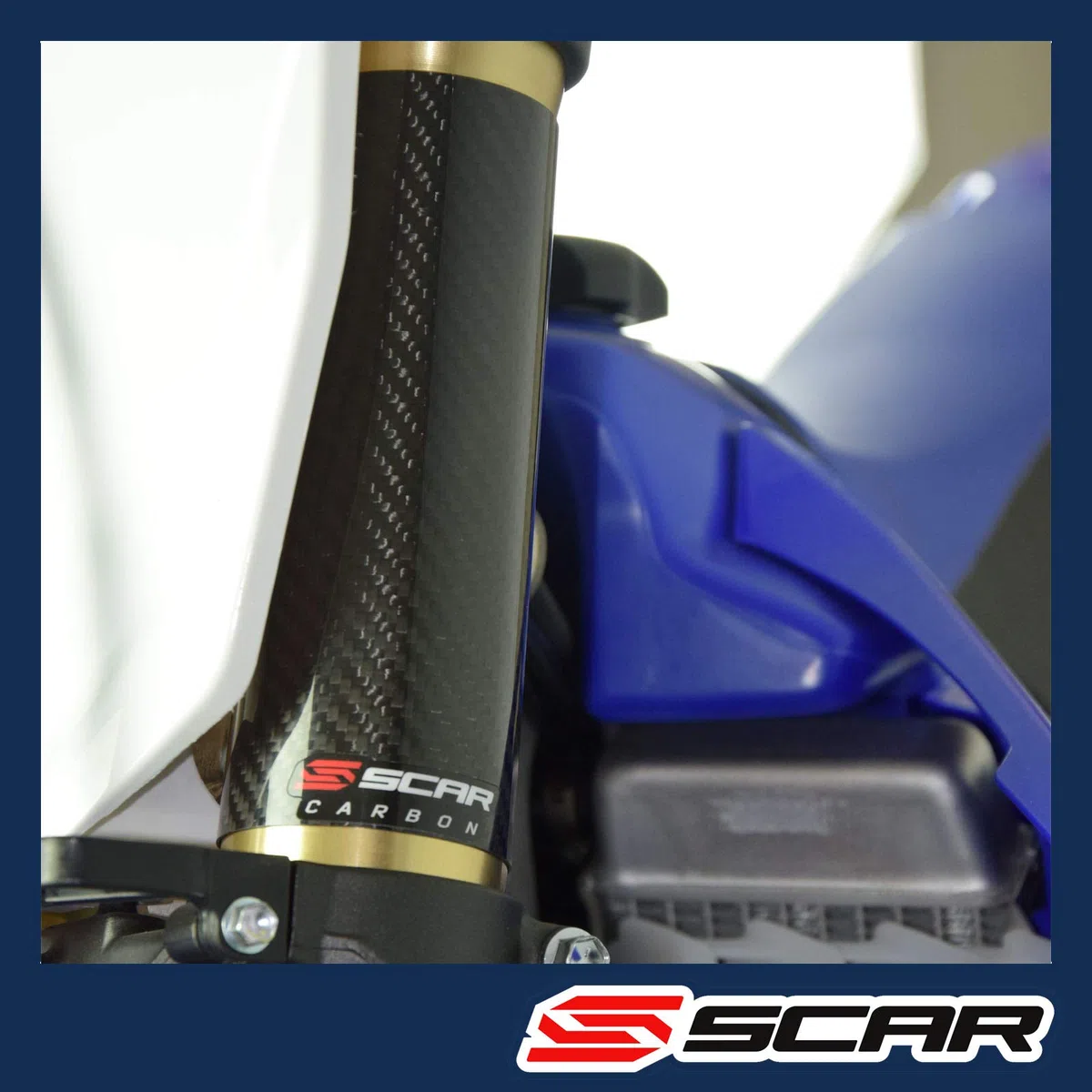 SCAR Protezione Forcella Superiori Carbonio Compatibile con KTM YAMAHA BETA HUSQVARNA HONDA GASGAS KAWASAKI SUZUKI SHERCO 125 250 300 450 500
