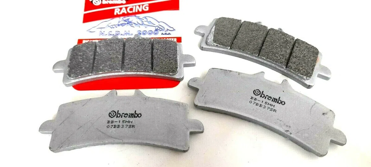 PASTIGLIE FRENO ANTERIORE BREMBO SINTER SR BRUTALE 1000 2020>2022 F4 1000 2010>2018 BRUTALE 1090 2008>2016 F3 675 2015>2020 F3 800 2013>2020